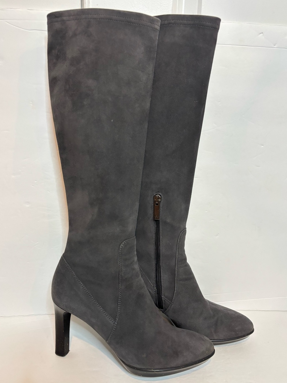 Aquatalia Rumbah Suede Tall Heeled Boot Antracite Gray 8.5